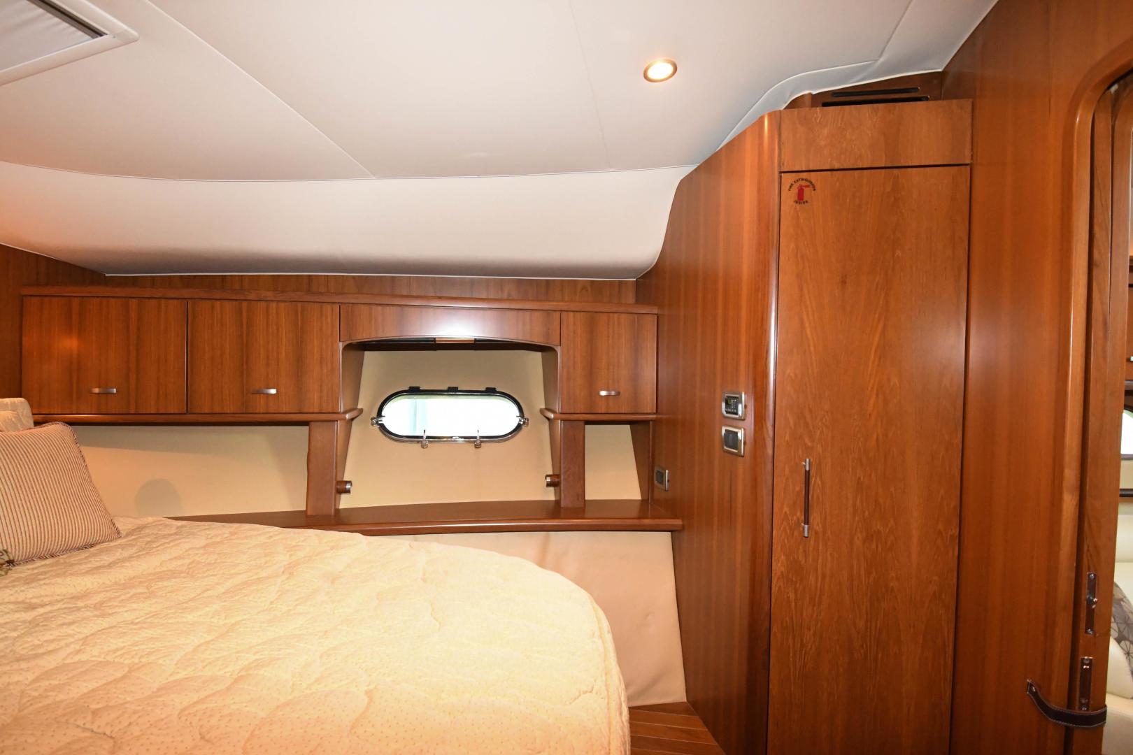 Slide: The Image of 2008 58 Tiara Yachts Sovran - Dreamscape - VIP Stateroom - 3490994