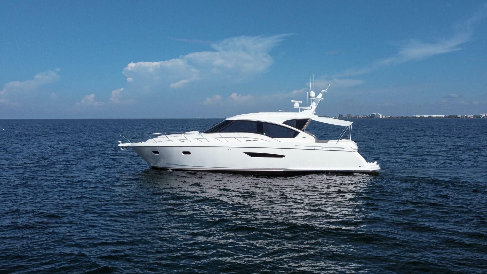 Slide: The Image of 2008 58 Tiara Yachts Sovran - Dreamscape - - 4889463
