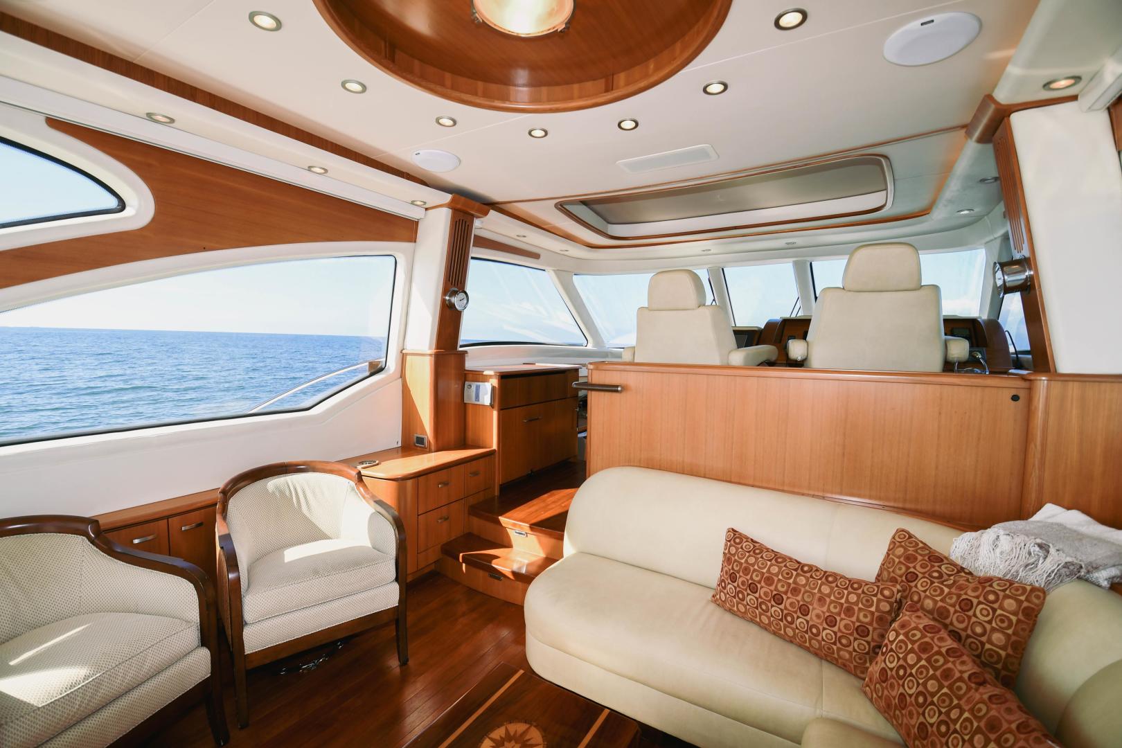 Slide: The Image of 2008 58 Tiara Yachts Sovran - Dreamscape - Salon Port - 3495240