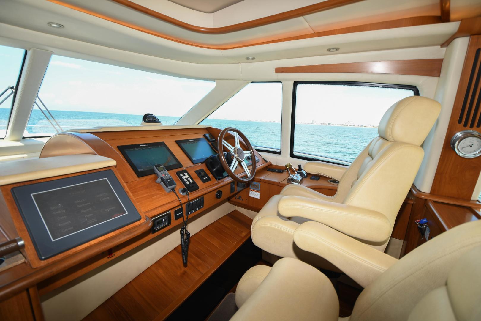 Slide: The Image of 2008 58 Tiara Yachts Sovran - Dreamscape - Helm - 3495320