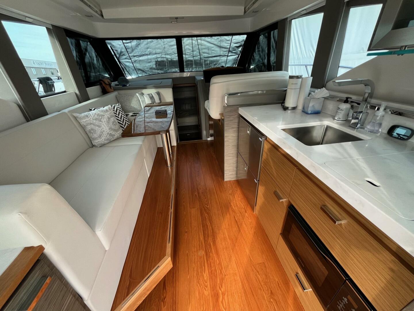 Slide: The Image of Tiara C39 Coupe 2021 - 5251160