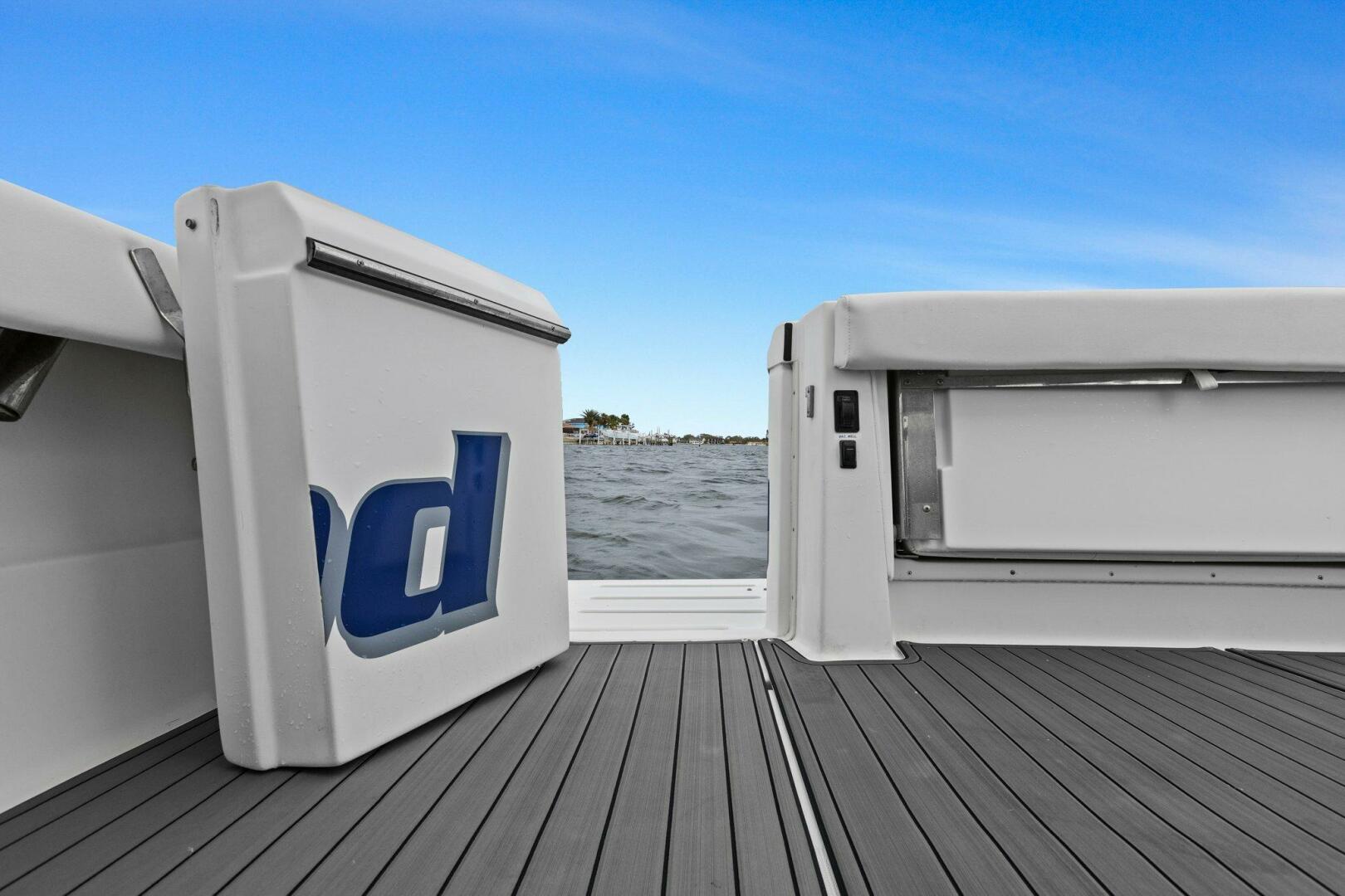 Slide: The Image of Tiara Yachts 2900 Open 2005 - 4863386