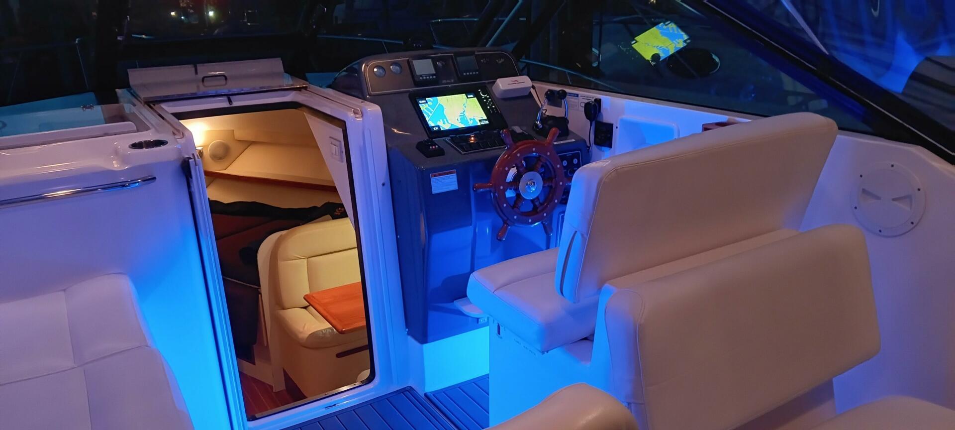 Slide: The Image of Tiara Yachts 2900 Open 2005 - 5029341