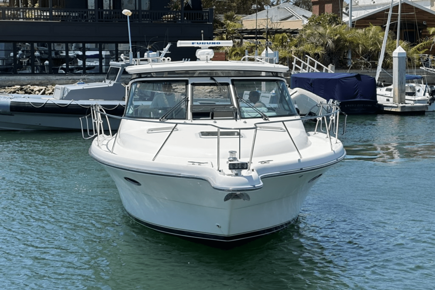 Slide: The Image of Tiara Yachts 32 OPEN 2004 - 32