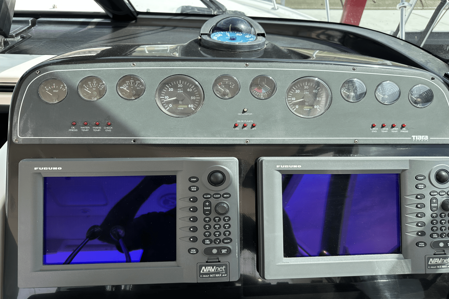 Slide: The Image of Tiara Yachts 32 OPEN 2004 - 9