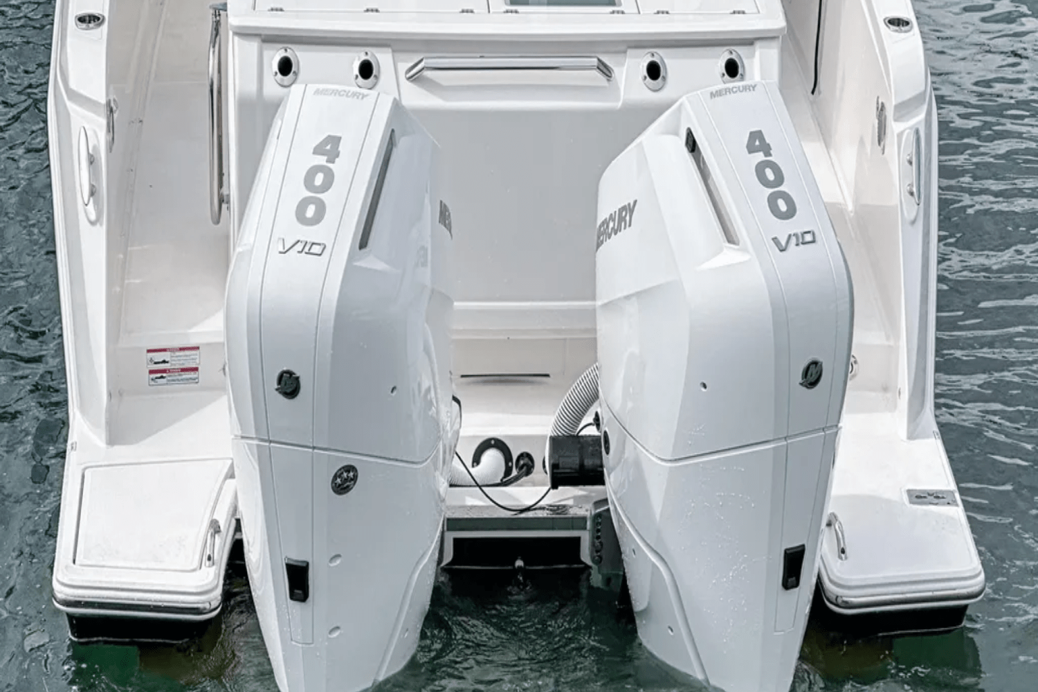 Slide: The Image of Tiara Yachts 34 LS 2024 - 6