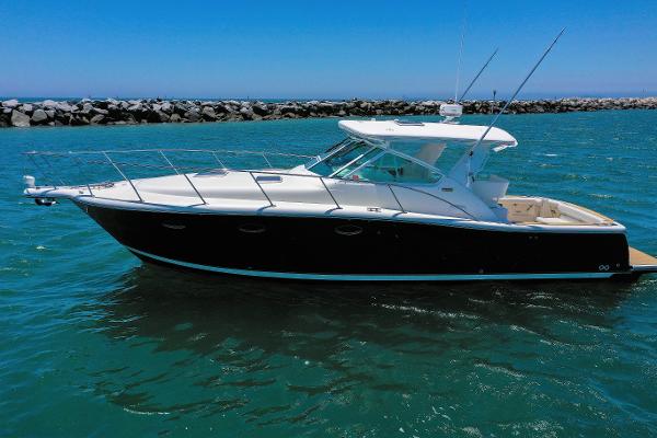 Slide: The Image of Tiara Yachts 3500 Open 2004 - 0