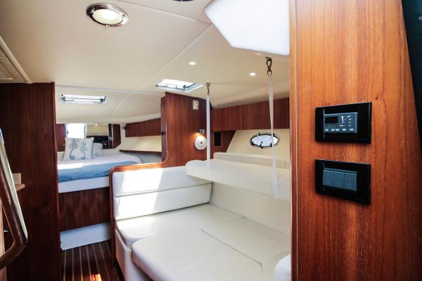 Slide: The Image of Tiara Yachts 3500 Open 2004 - 22