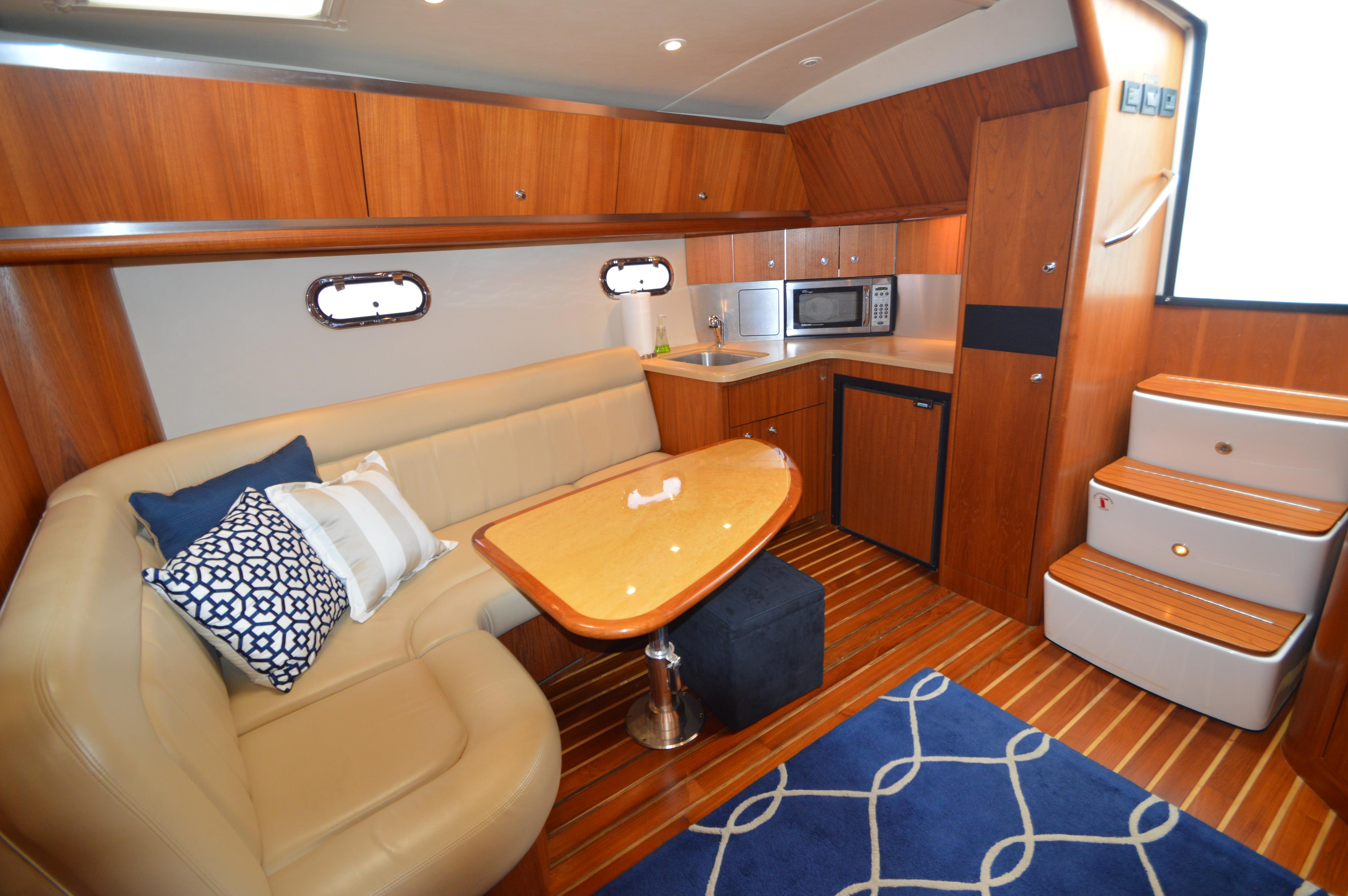 Slide: The Image of Tiara Yachts 3600 Sovran 2005 - 40