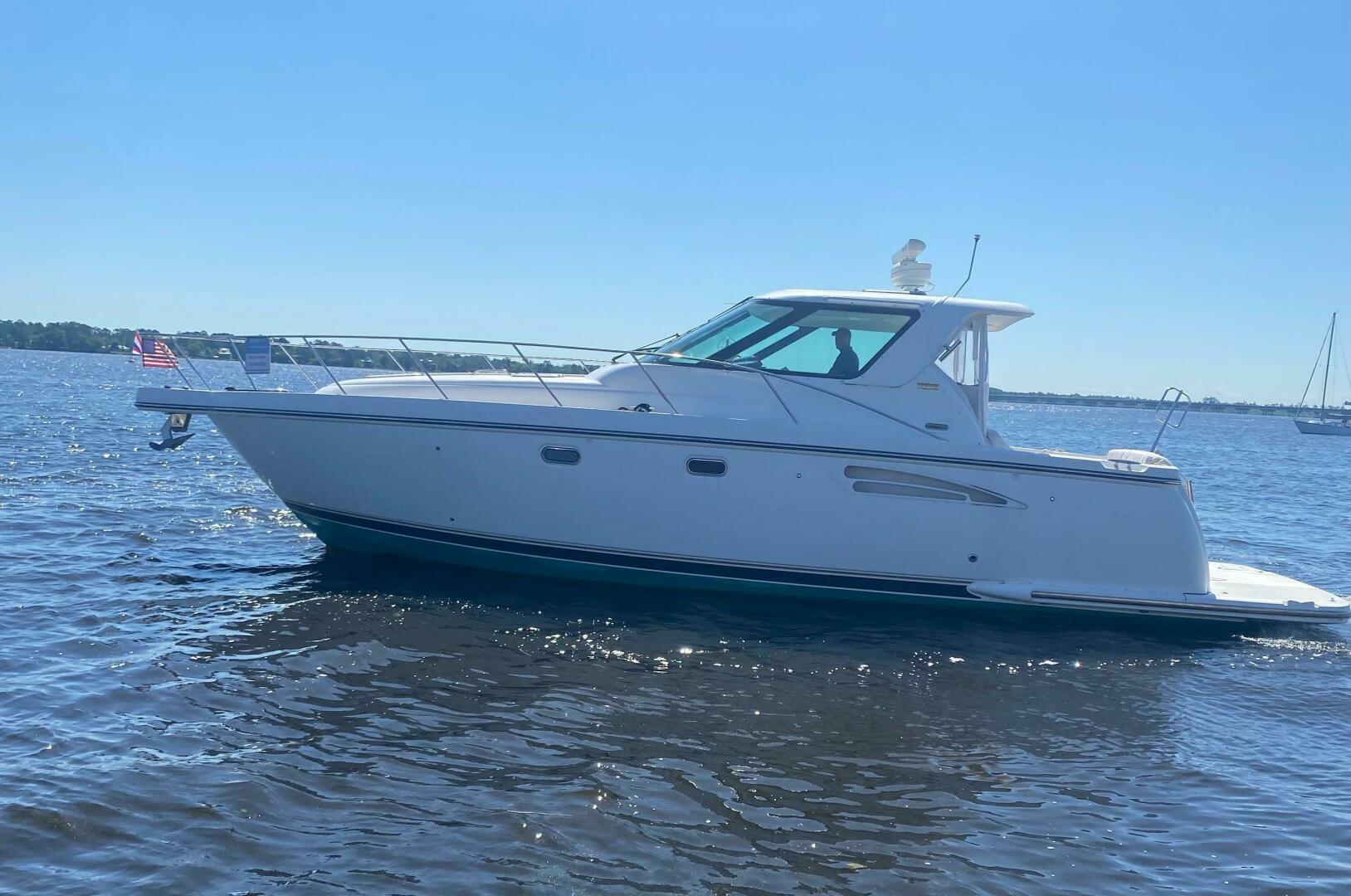 Slide: The Image of Tiara Yachts 3600 Sovran 2005 - 4430291