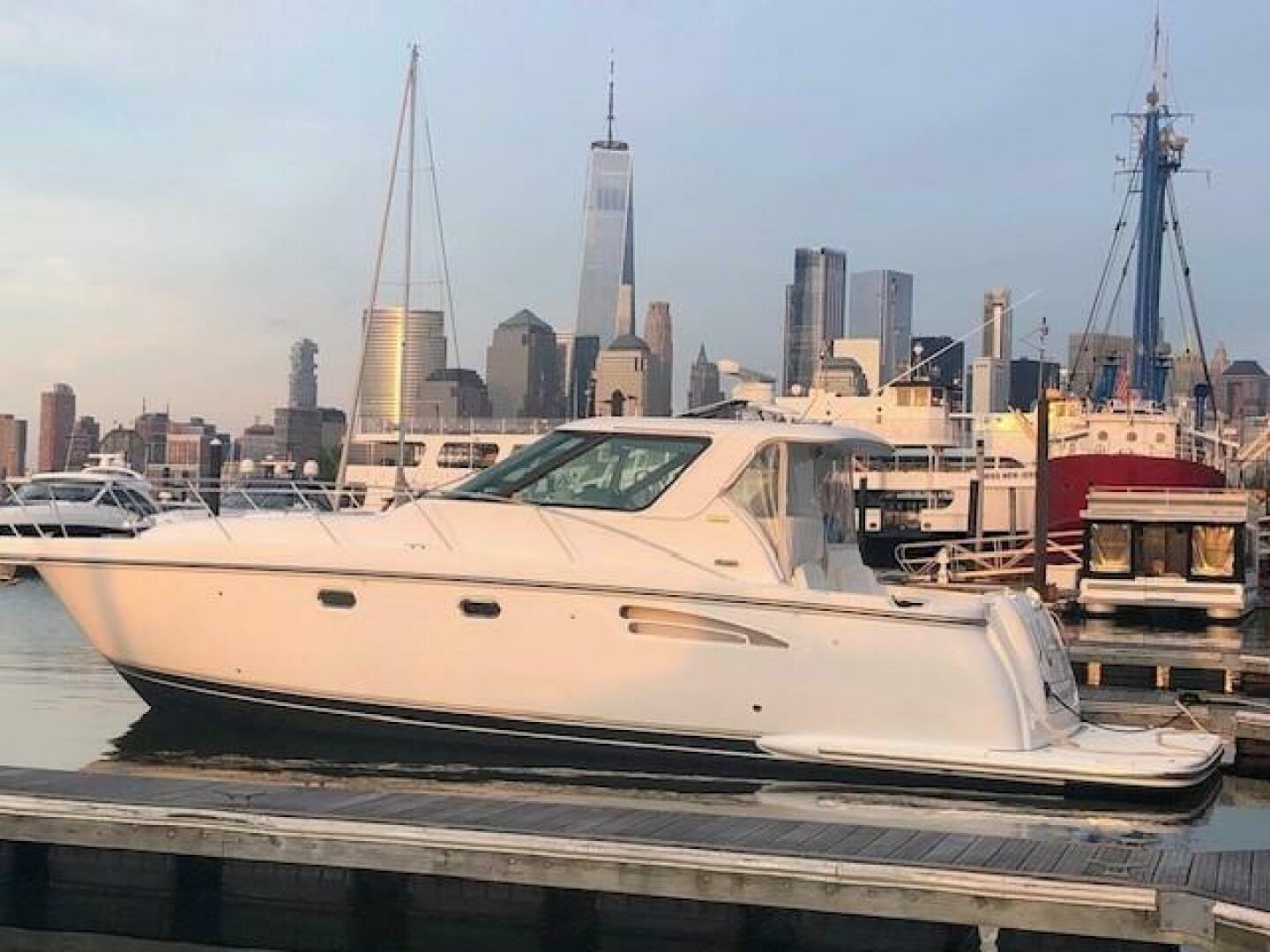 Slide: The Image of Tiara Yachts 3600 Sovran 2005 - 4430296