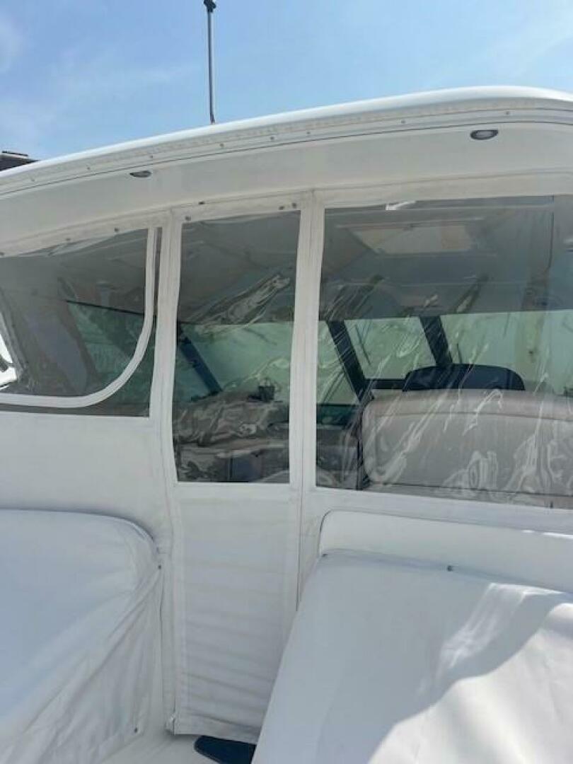 Slide: The Image of Tiara Yachts 3600 Sovran 2005 - 4430310