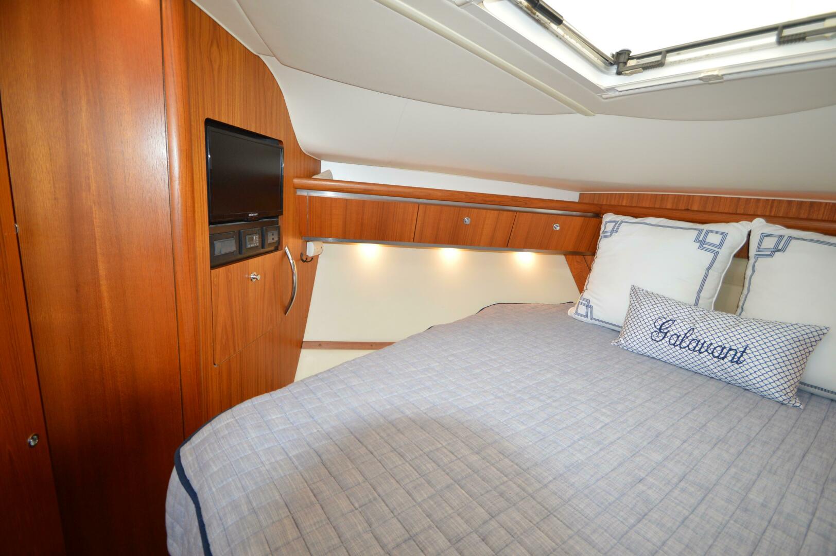 Slide: The Image of Tiara Yachts 3600 Sovran 2005 - 4430463