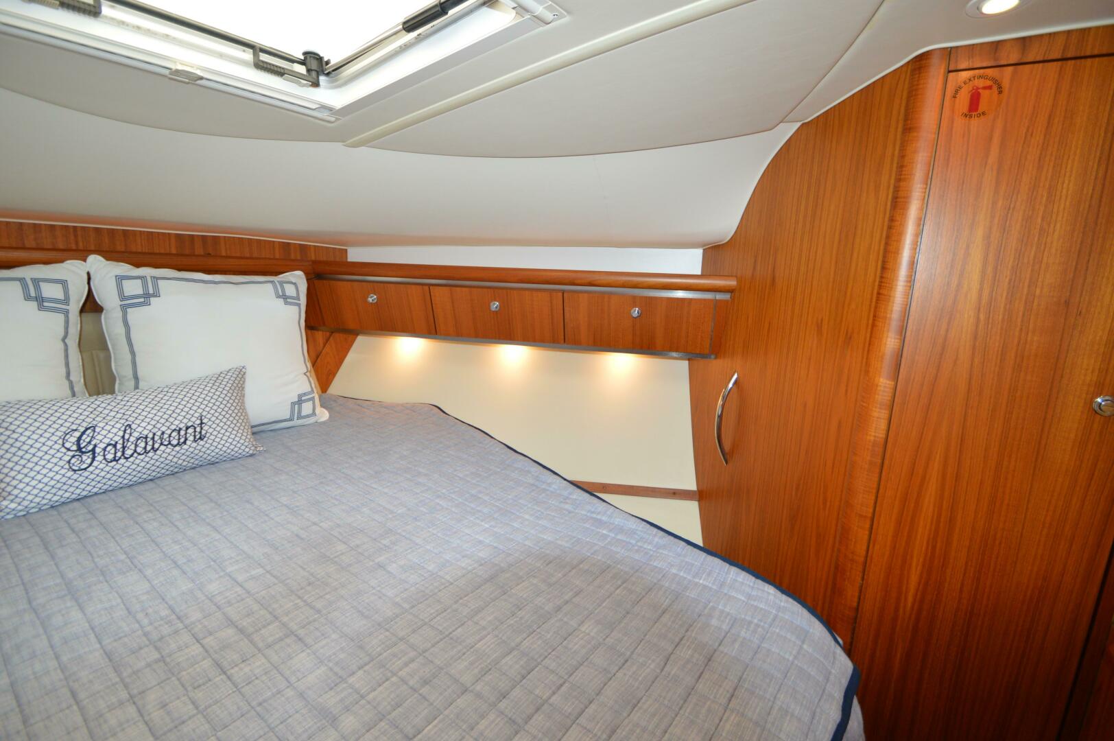 Slide: The Image of Tiara Yachts 3600 Sovran 2005 - 4430471
