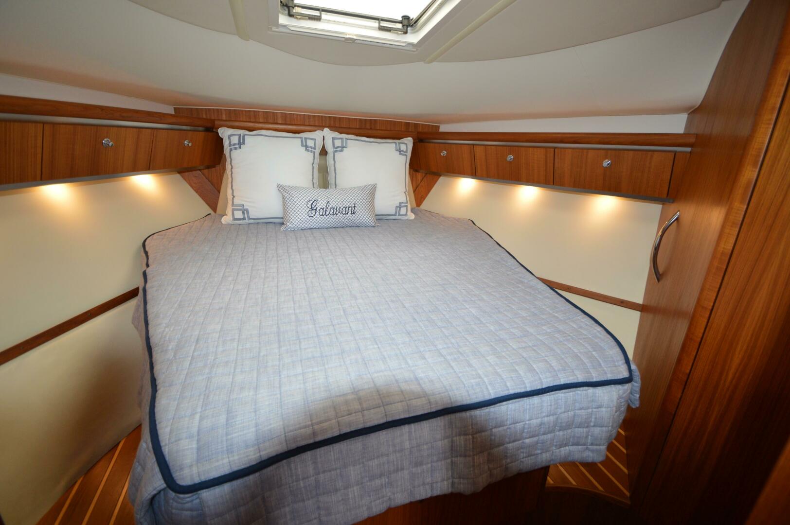 Slide: The Image of Tiara Yachts 3600 Sovran 2005 - 4430474