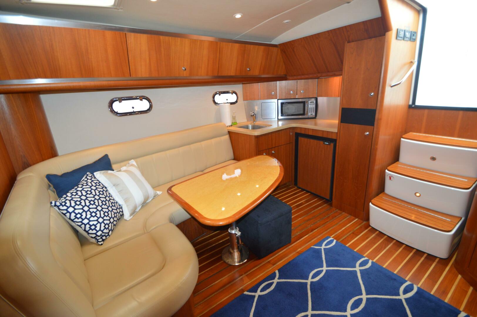 Slide: The Image of Tiara Yachts 3600 Sovran 2005 - 4430518