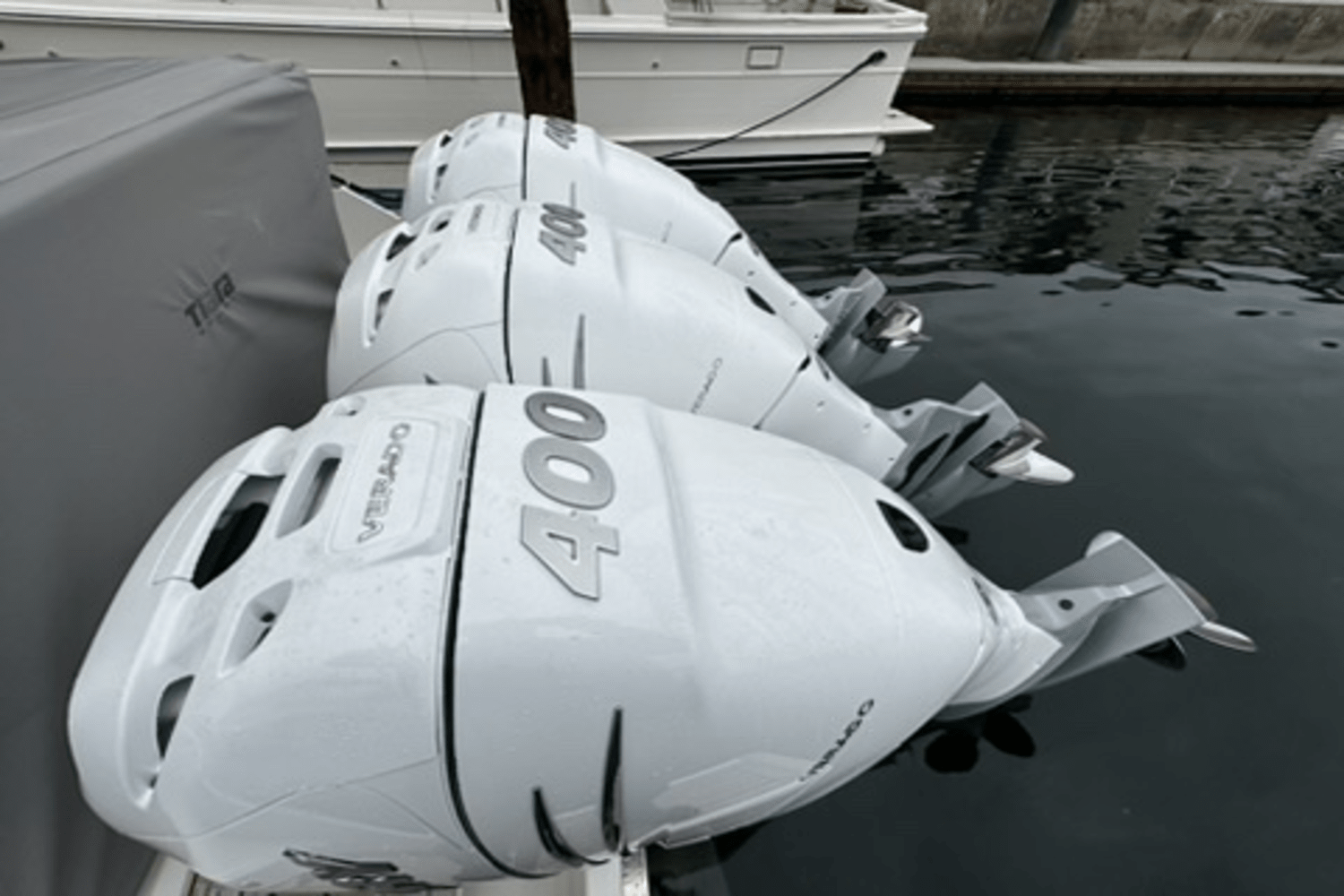 Slide: The Image of Tiara Yachts 38 LS 2020 - 6