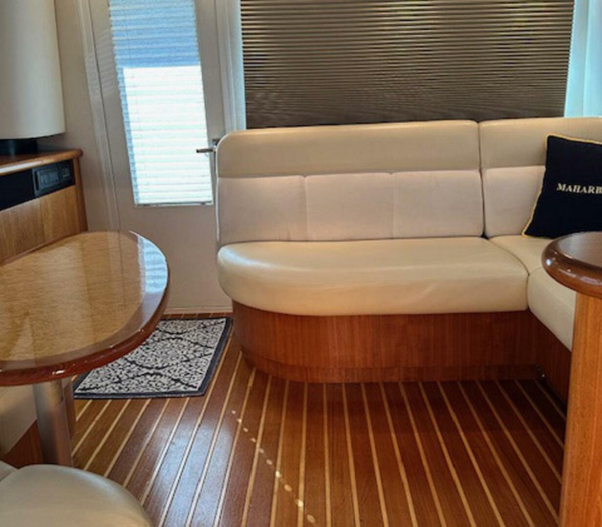 Slide: The Image of Tiara Yachts 3900 Convertible 2006 - 5063878