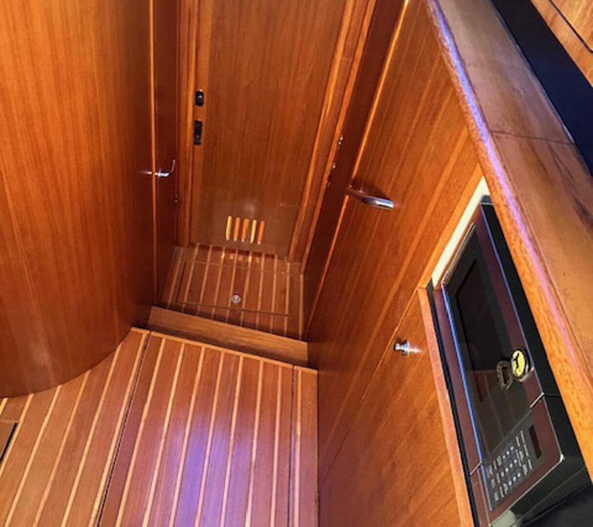 Slide: The Image of Tiara Yachts 3900 Convertible 2006 - 5063882