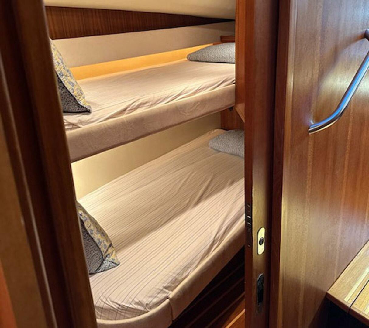 Slide: The Image of Tiara Yachts 3900 Convertible 2006 - 5063888