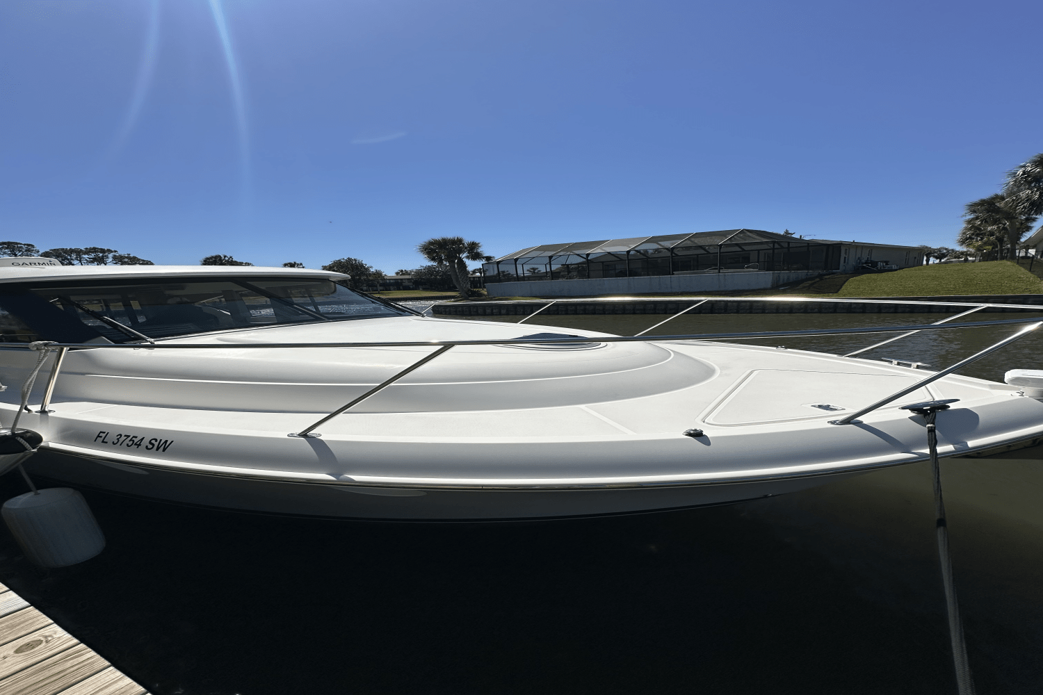 Slide: The Image of Tiara Yachts 39 COUPE 2019 - 10