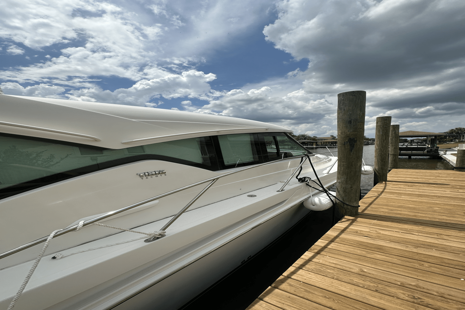 Slide: The Image of Tiara Yachts 39 COUPE 2019 - 44
