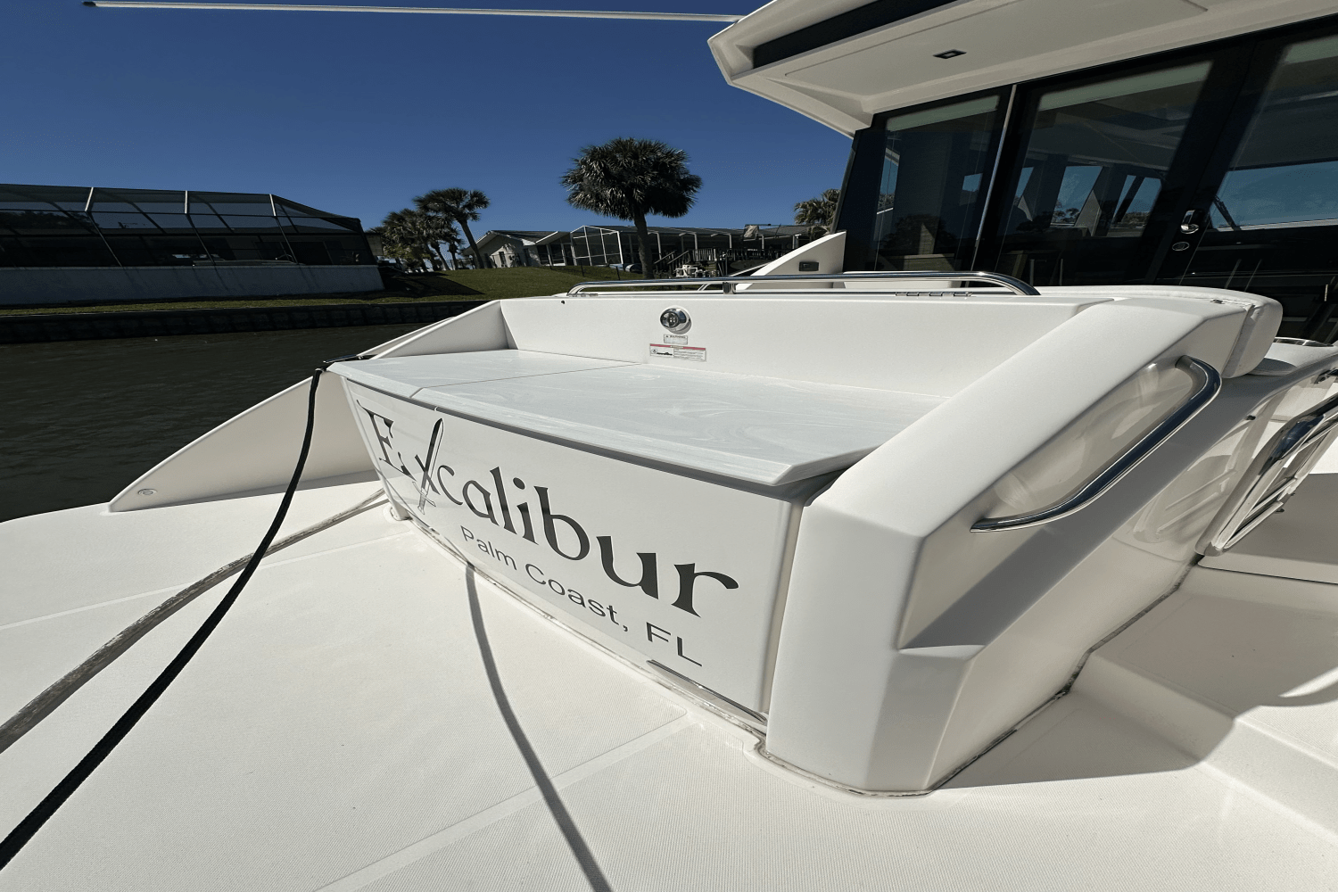 Slide: The Image of Tiara Yachts 39 COUPE 2019 - 6