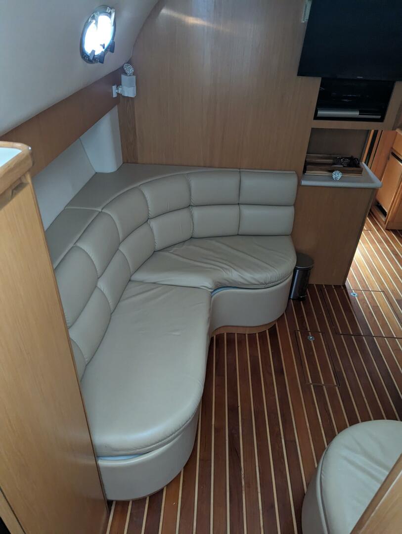Slide: The Image of Tiara Yachts 4000 Express 2003 - 4322987