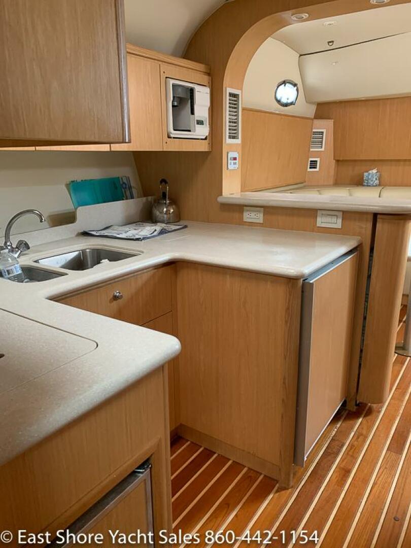 Slide: The Image of Tiara Yachts 4000 Express 2003 - 4323034