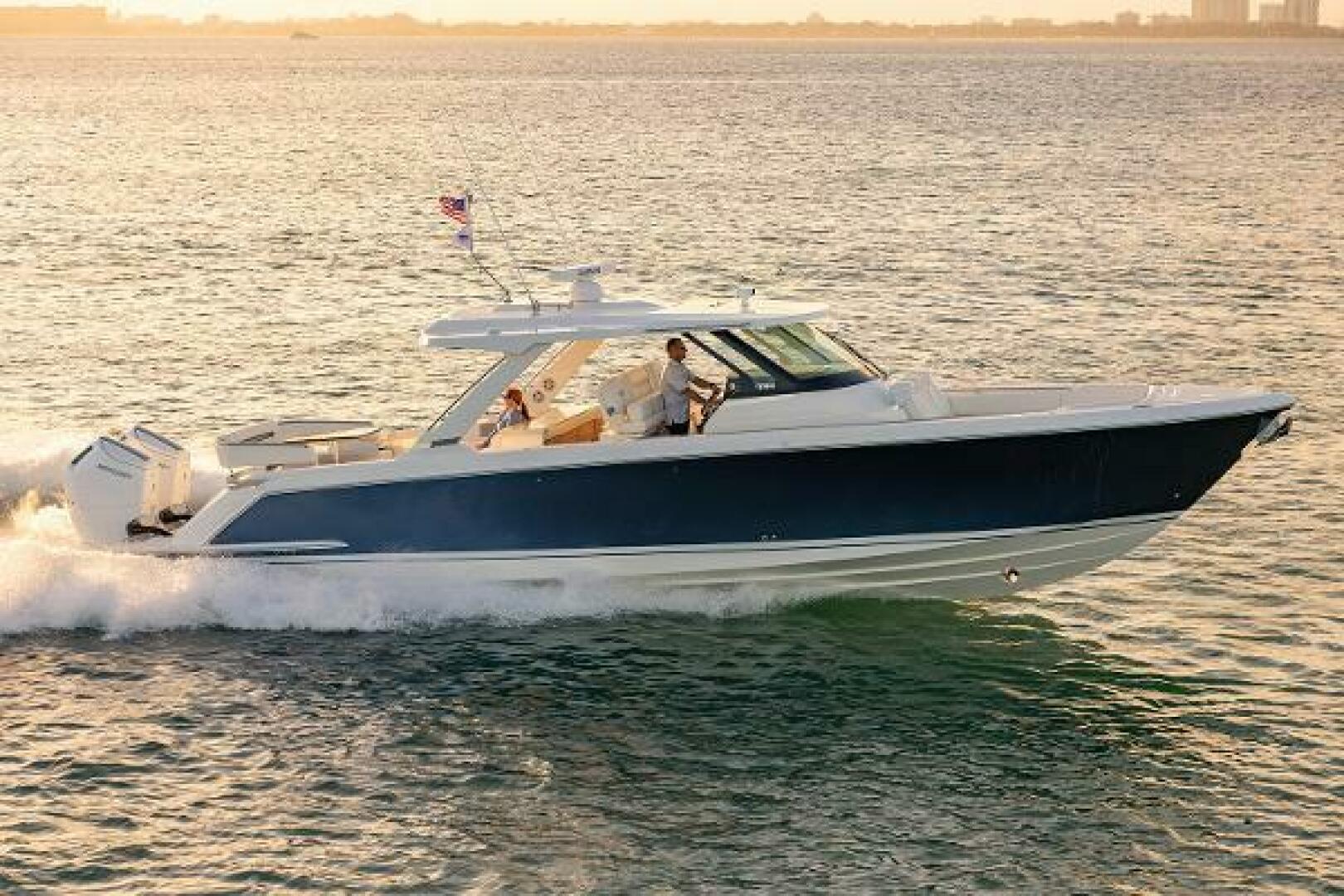 Slide: The Image of Tiara Yachts 43 2023 - 5238867