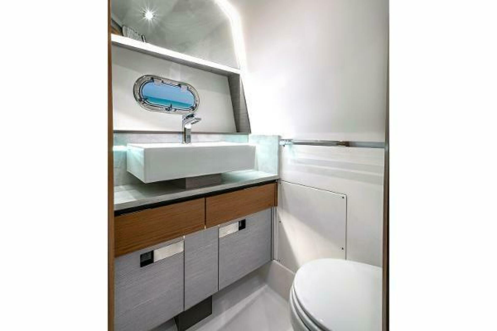 Slide: The Image of Tiara Yachts 43 2023 - 5238881