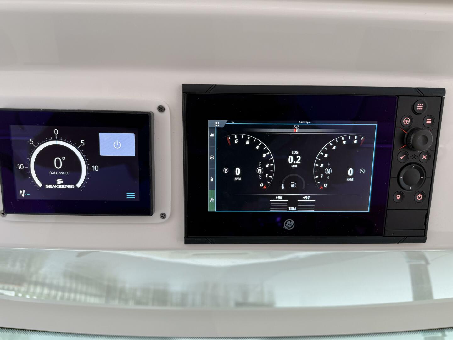 Slide: The Image of Tiara Yachts 43 2023 - 5396368