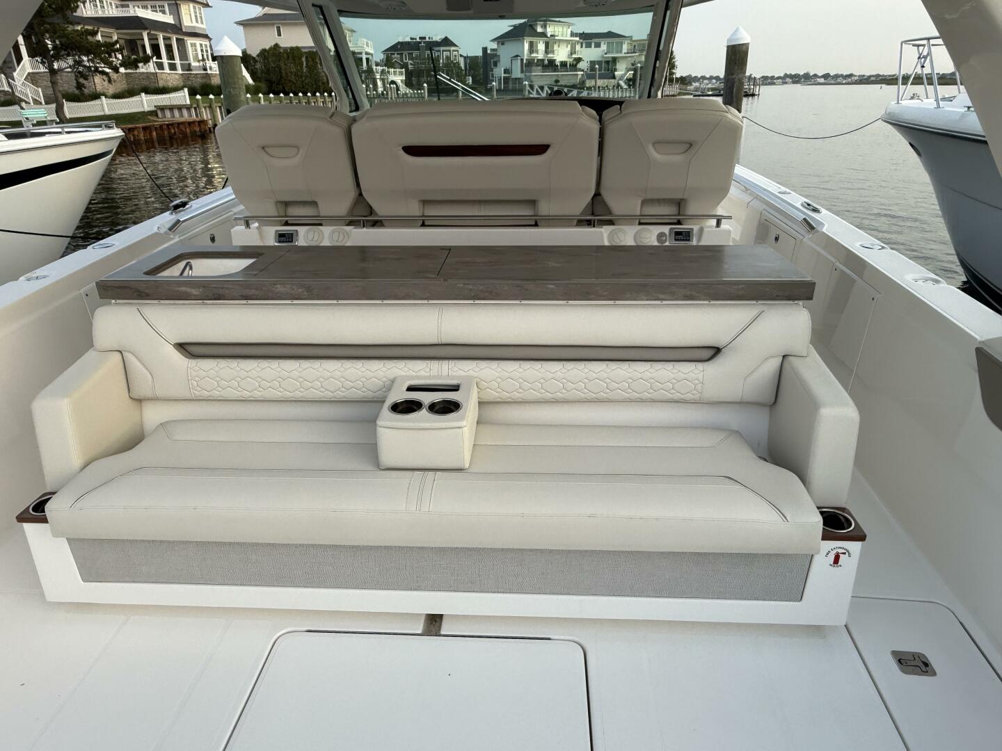Slide: The Image of Tiara Yachts 43 2023 - 5396387