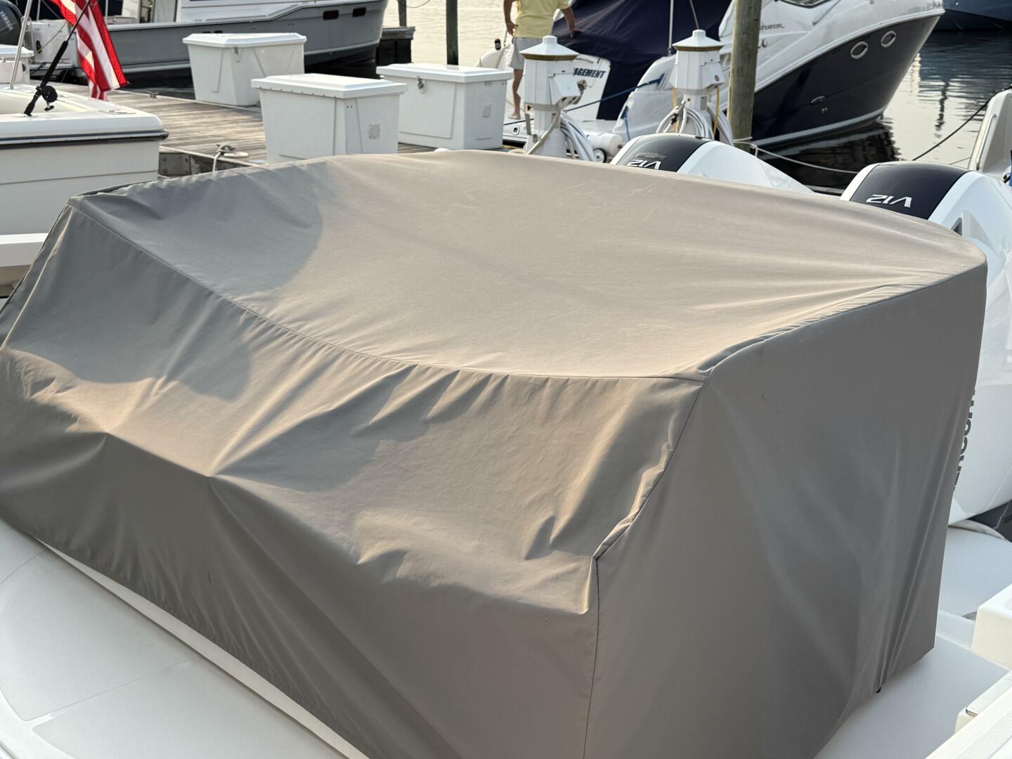 Slide: The Image of Tiara Yachts 43 2023 - 5396401