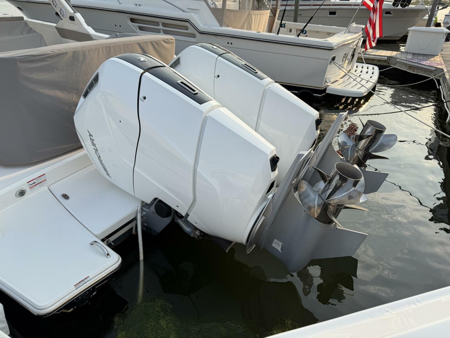 Slide: The Image of Tiara Yachts 43 2023 - 5396409