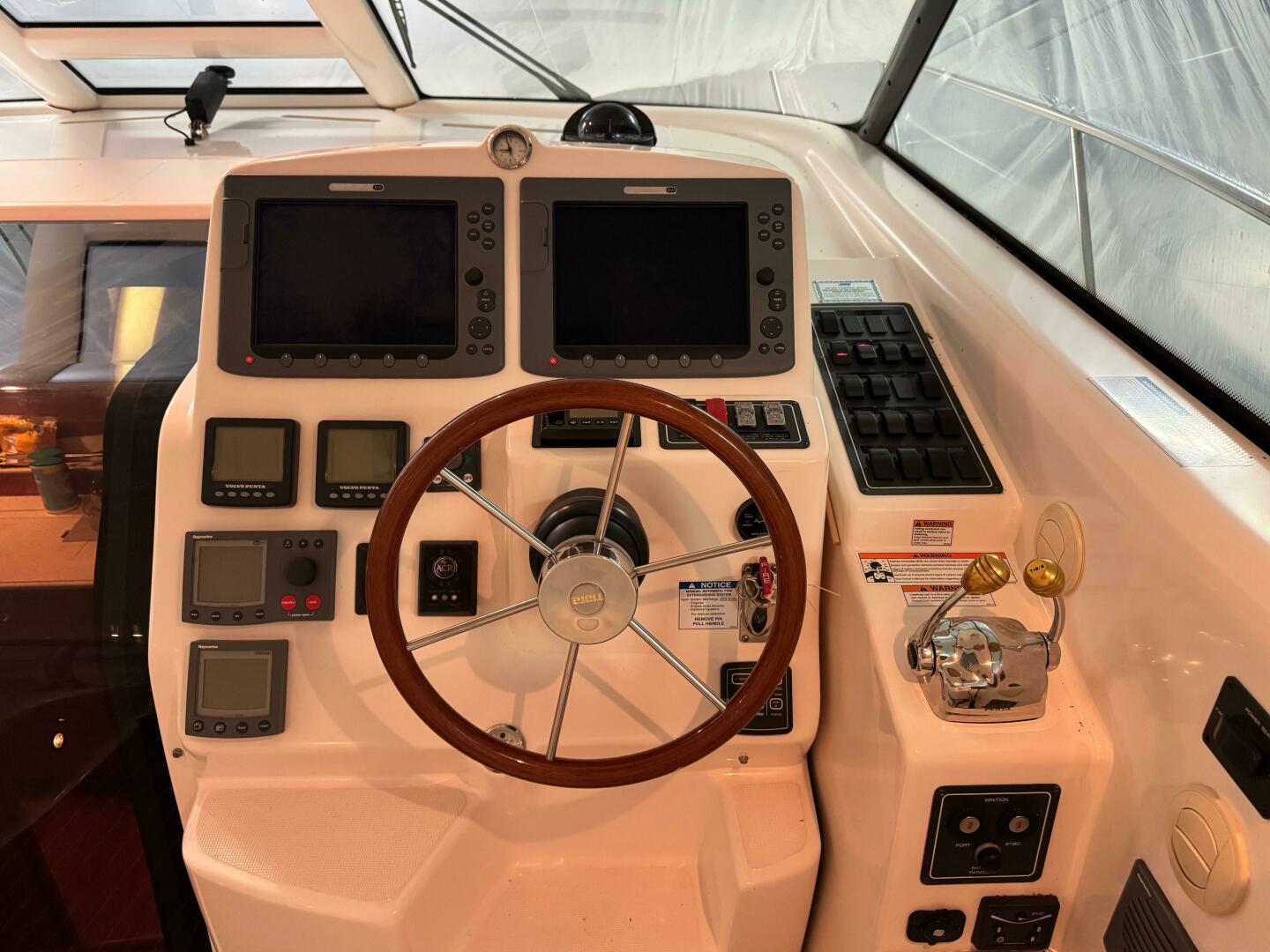 Slide: The Image of Tiara Yachts 4300 Sovran 2006 - 5230844