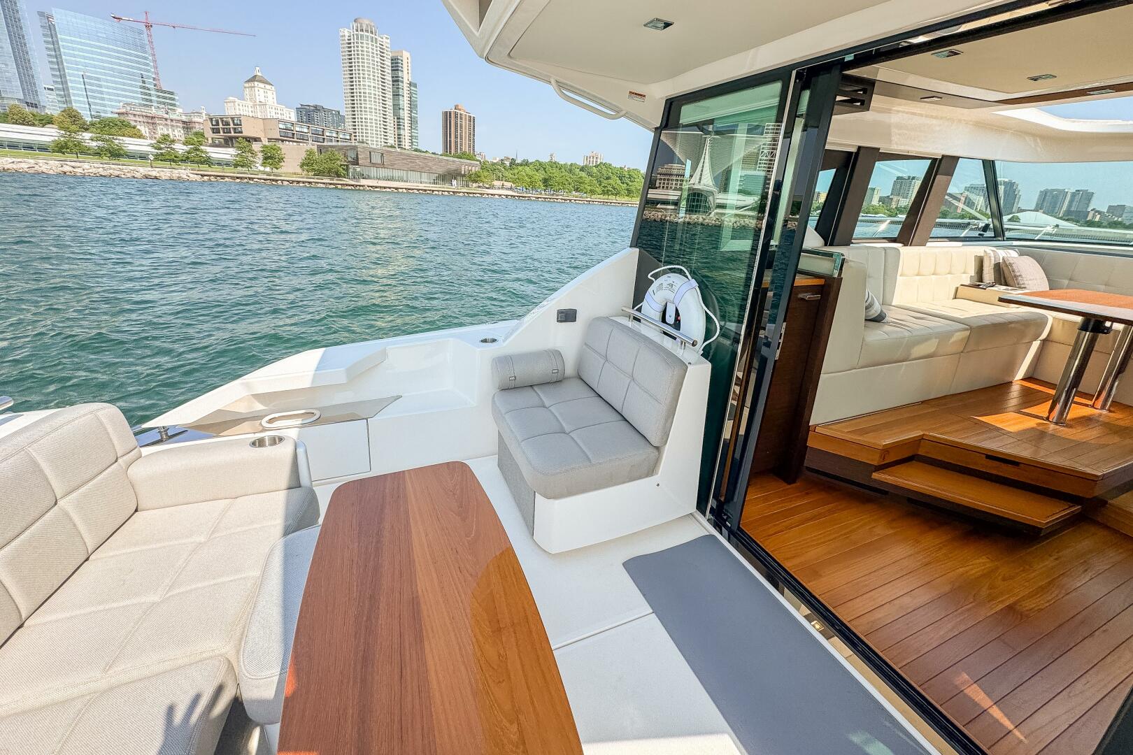 Slide: The Image of Tiara Yachts 44 Coupe 2017 - 5455459