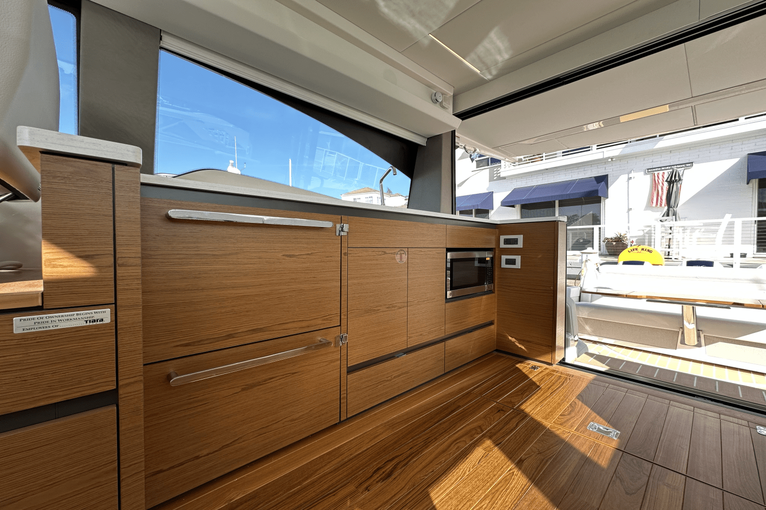 Slide: The Image of Tiara Yachts 48 LE 2025 - 21