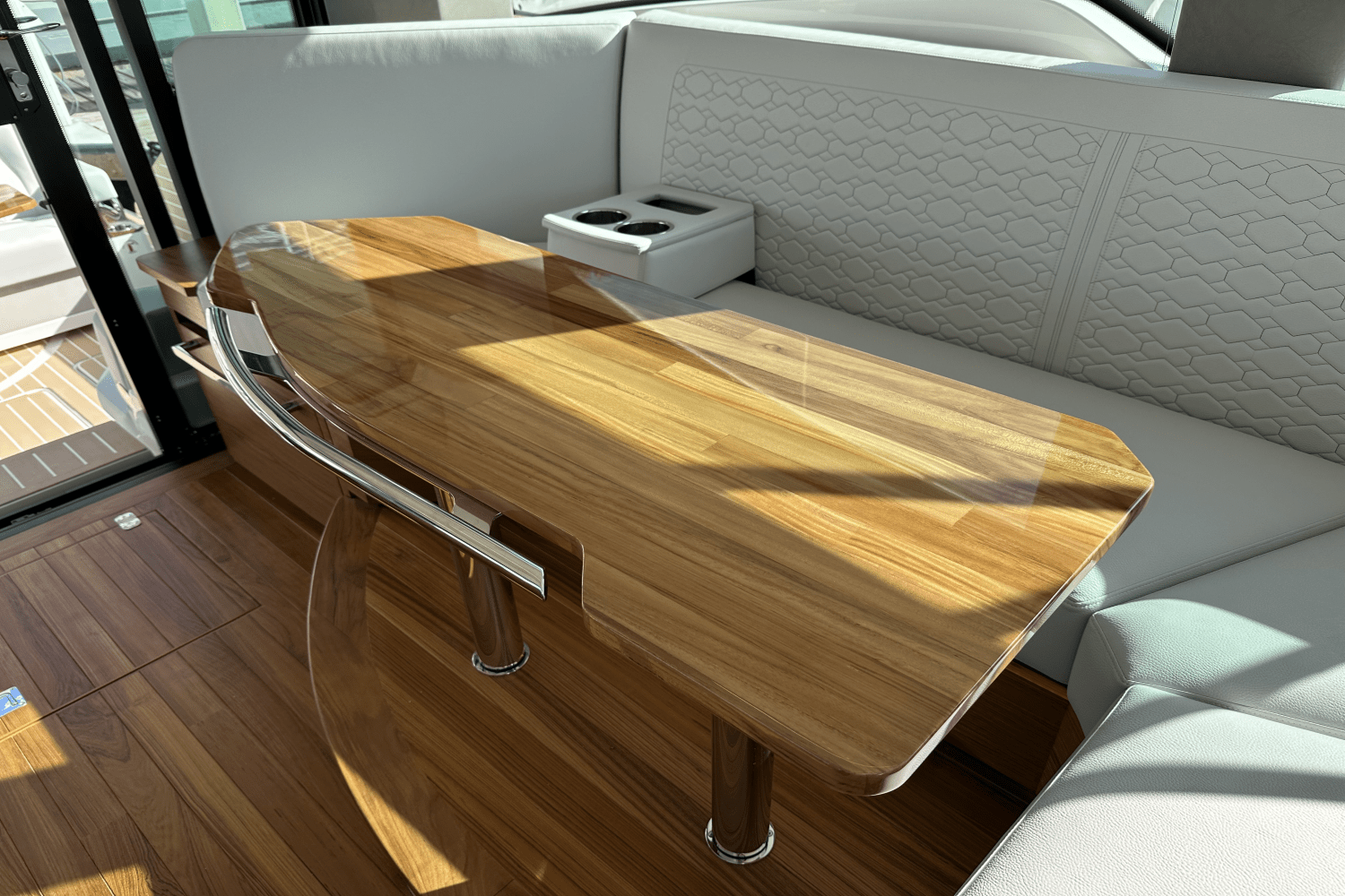Slide: The Image of Tiara Yachts 48 LE 2025 - 25