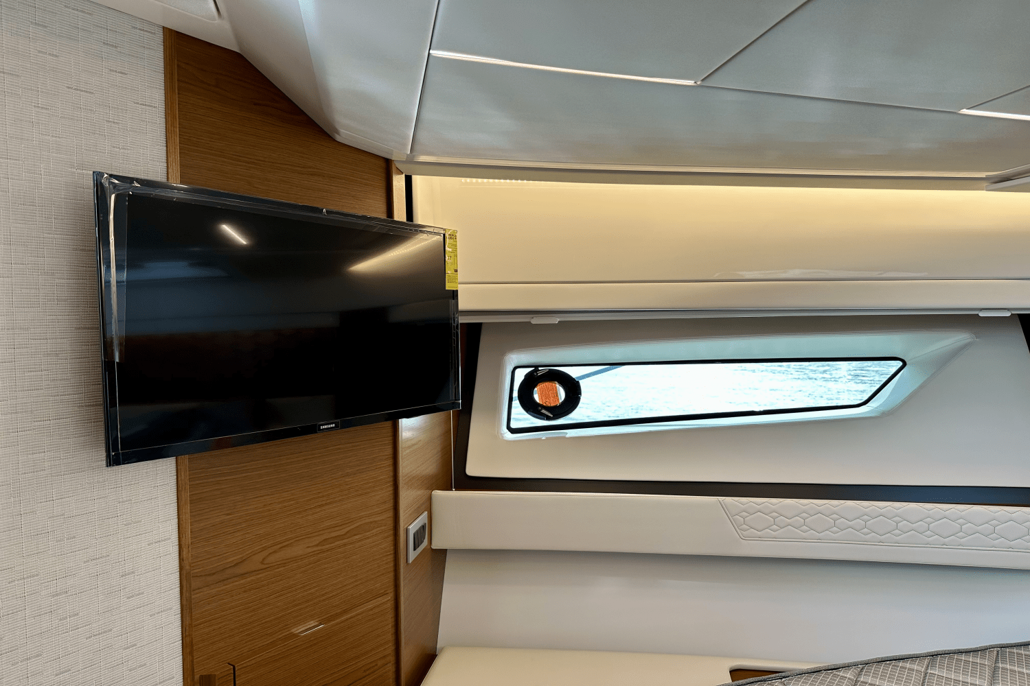 Slide: The Image of Tiara Yachts 48 LE 2025 - 46