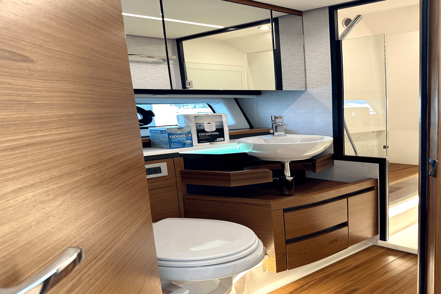 Slide: The Image of Tiara Yachts 48 LE 2025 - 49