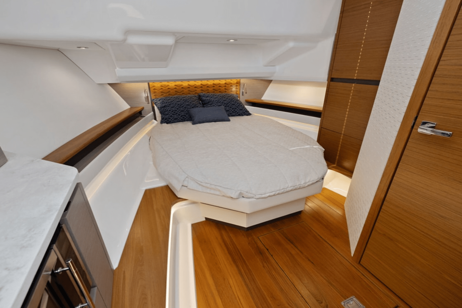 Slide: The Image of Tiara Yachts 48 LS 2024 - 32