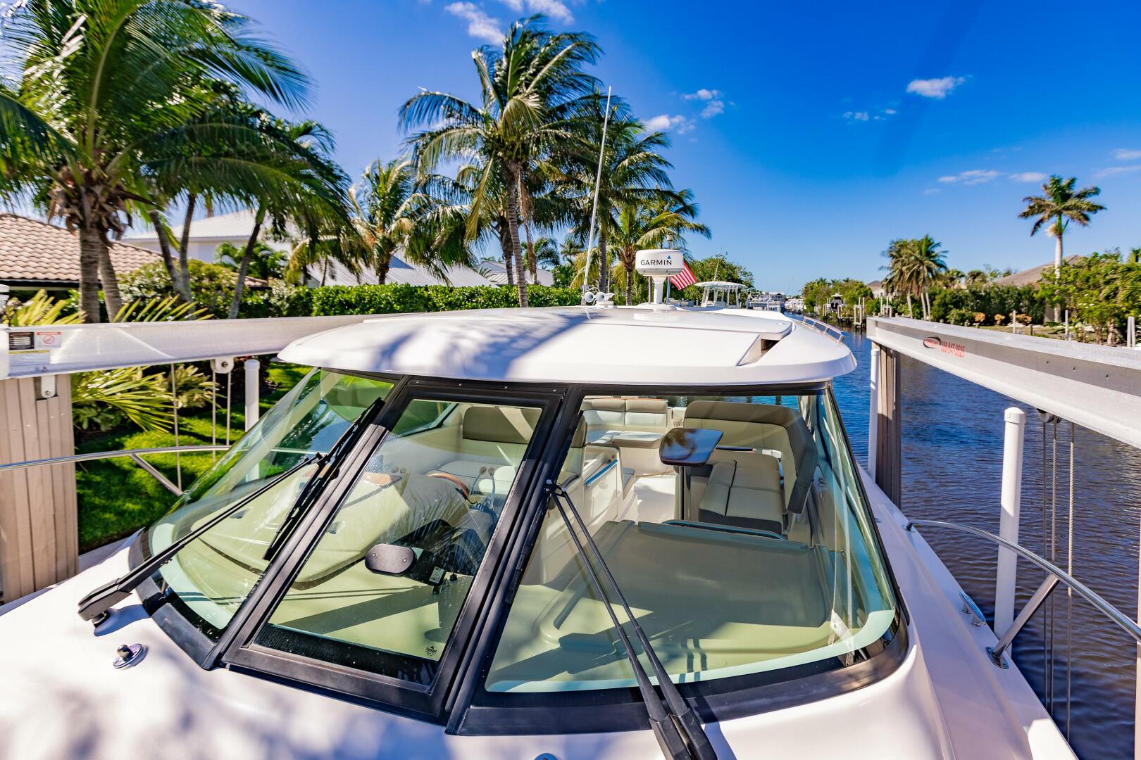 Slide: The Image of Tiara Yachts Coronet 2015 - 5595070