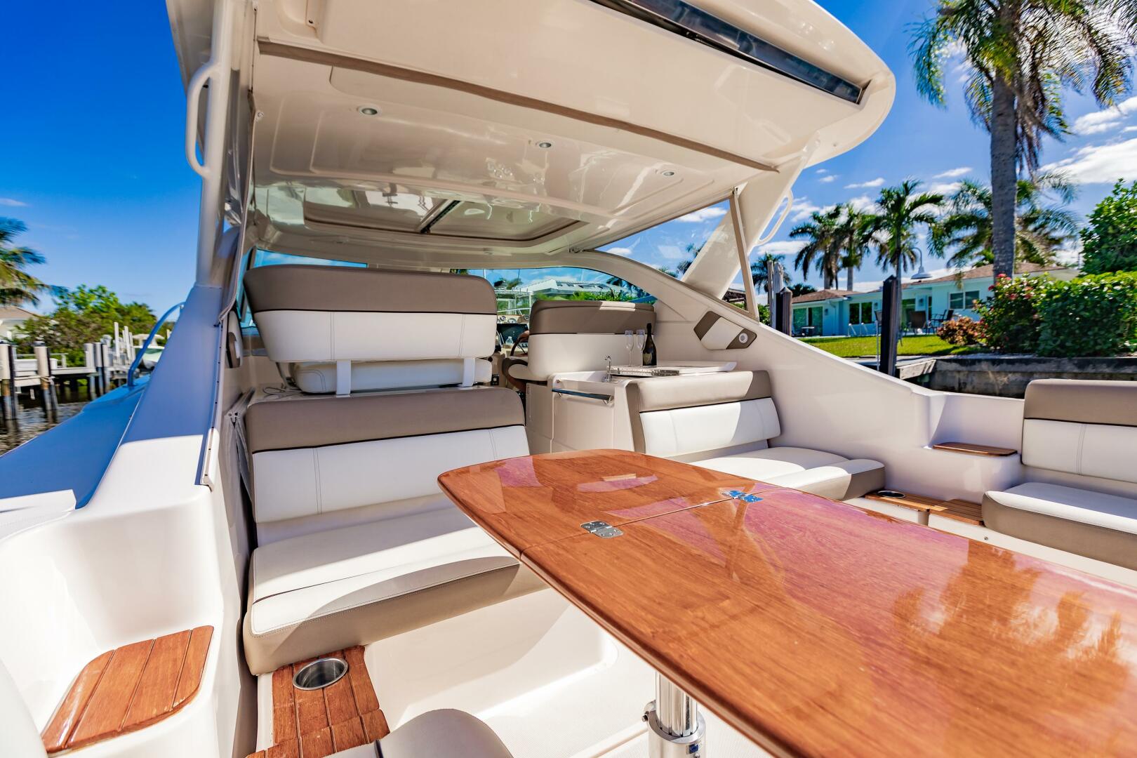 Slide: The Image of Tiara Yachts Coronet 2015 - 5595075