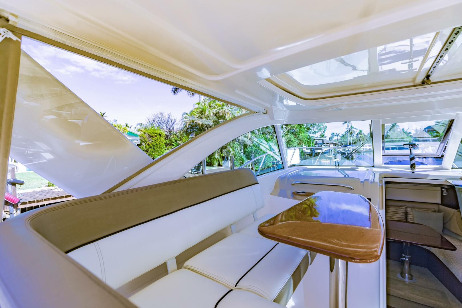 Slide: The Image of Tiara Yachts Coronet 2015 - 5595078
