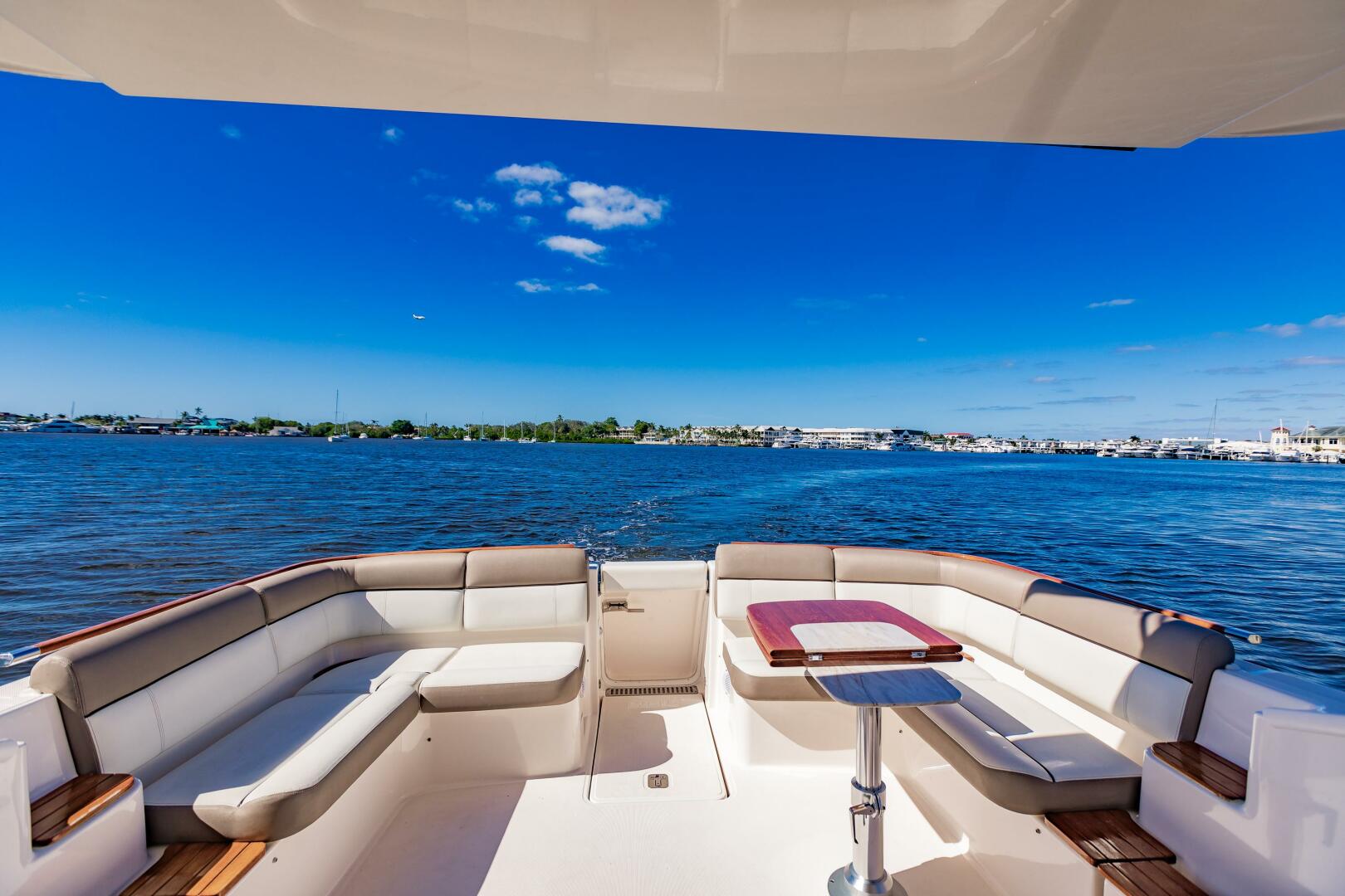 Slide: The Image of Tiara Yachts Coronet 2015 - 5595082