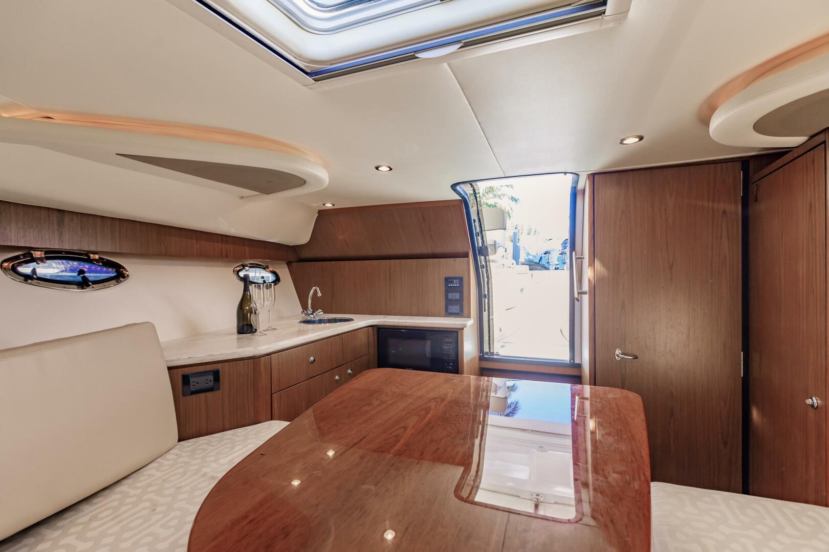 Slide: The Image of Tiara Yachts Coronet 2015 - 5595104