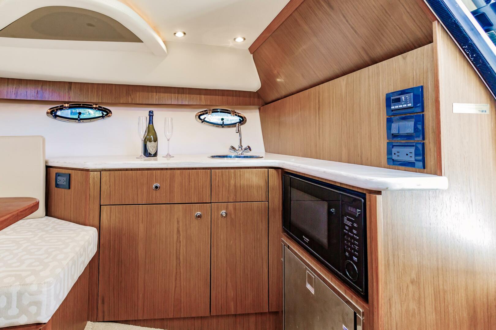 Slide: The Image of Tiara Yachts Coronet 2015 - 5595108