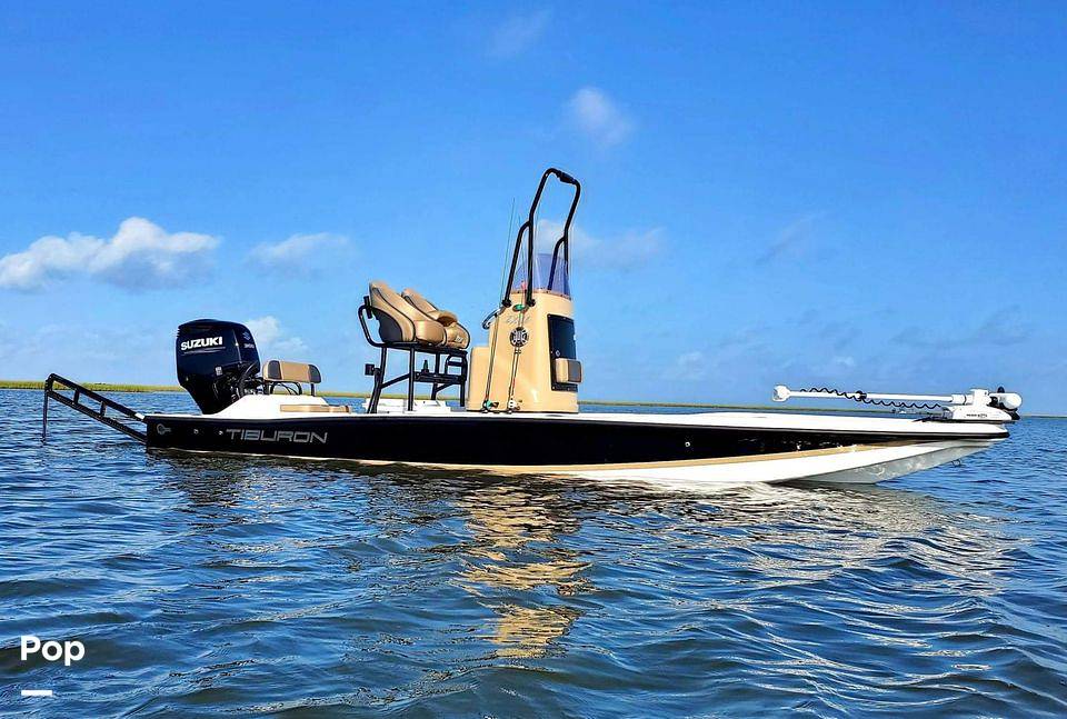 Slide: The Image of 2019 Tiburon ZX 25 - 10888208