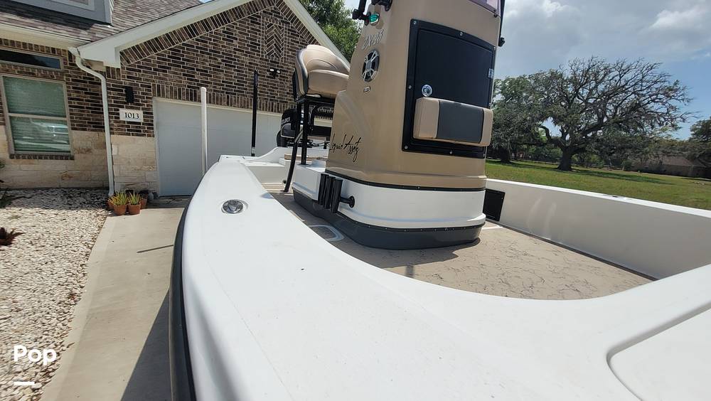 Slide: The Image of Tiburon ZX 25 2019 - 10919680
